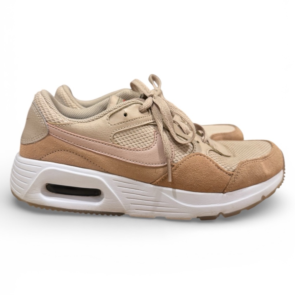 Women’s Pink Nike Airmax size 9